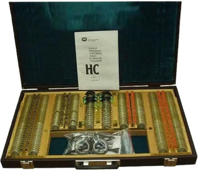 Набор пробных очковых линз и призм средний Техноаргус НС-277-01